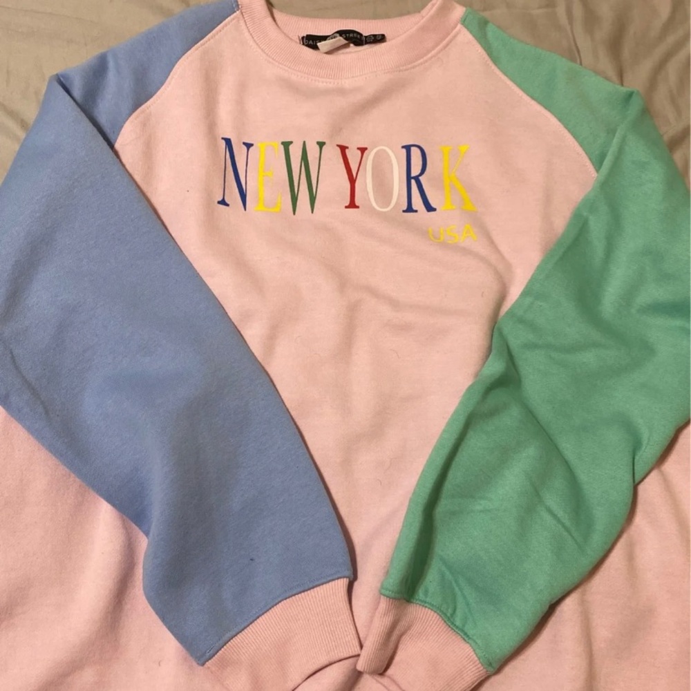 Women’s Sweatshirt